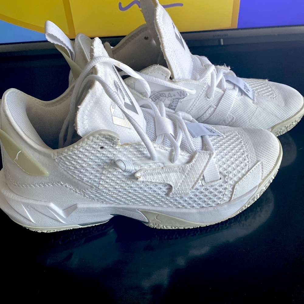 JORDAN WHY NOT .4